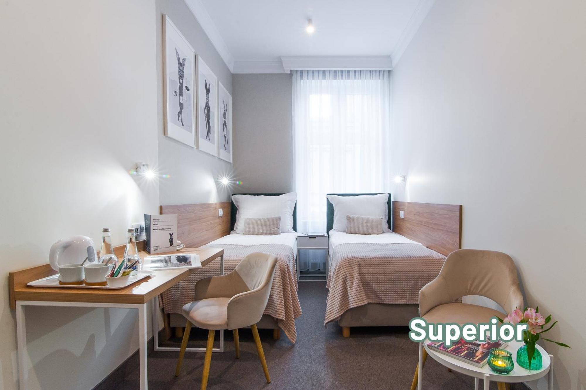 Hotel Awo Гниежно Екстериор снимка